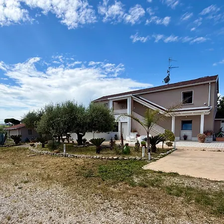 Natura Guest house
